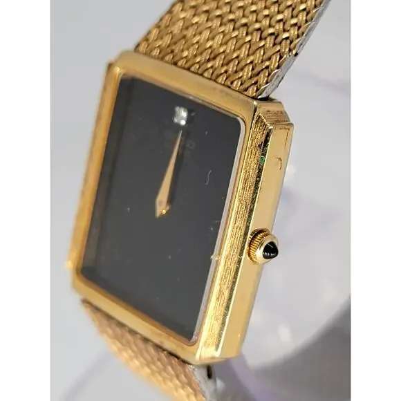 Pre-Owned Women's Seiko Gold-Tone Watch with Black Dial and Mesh Band - Picture 3 of 9